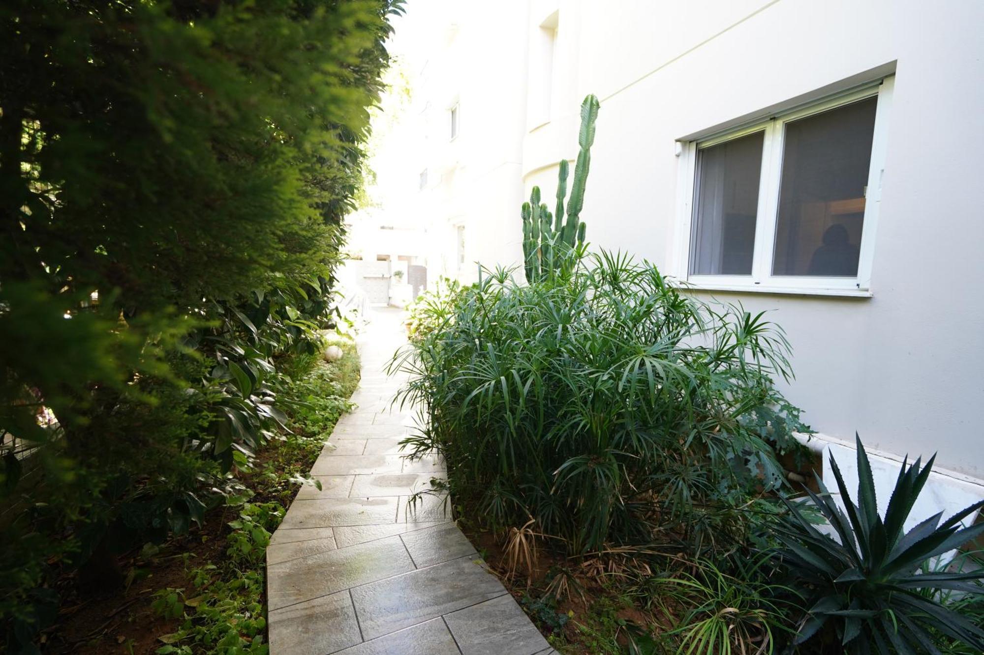 Garden Apartment Next To The Mall -Private Parking Athens Exterior photo
